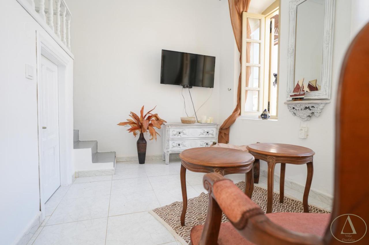 Villa Mansion House à Chalki Town Extérieur photo