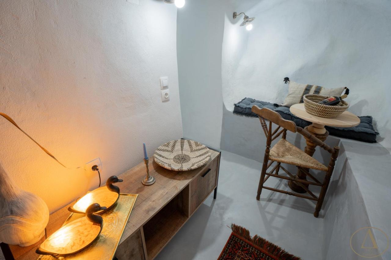 Villa Mansion House à Chalki Town Extérieur photo
